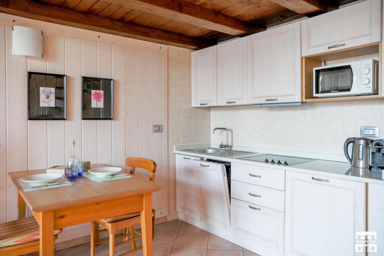 Cozy Cottage By Design Studio Bellano Exteriör bild
