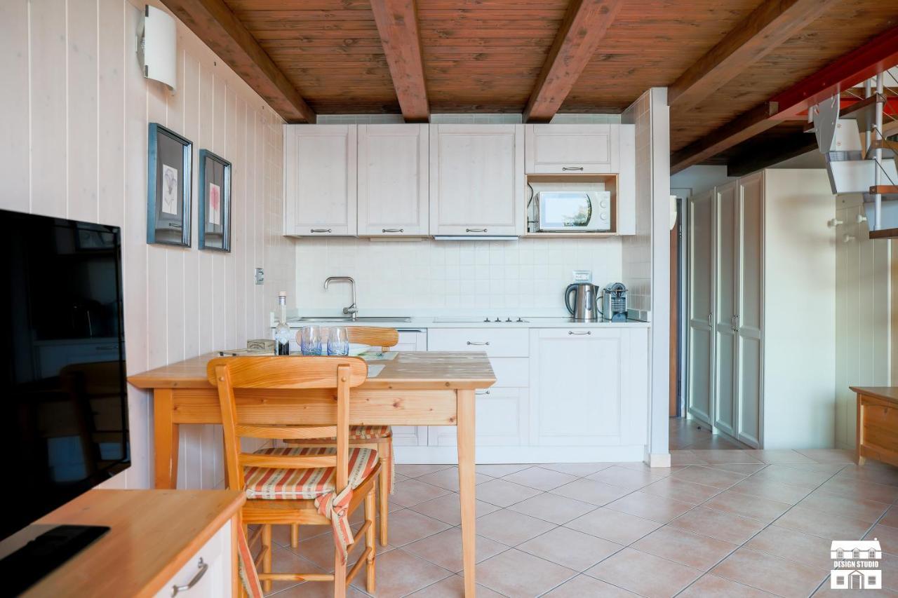 Cozy Cottage By Design Studio Bellano Exteriör bild